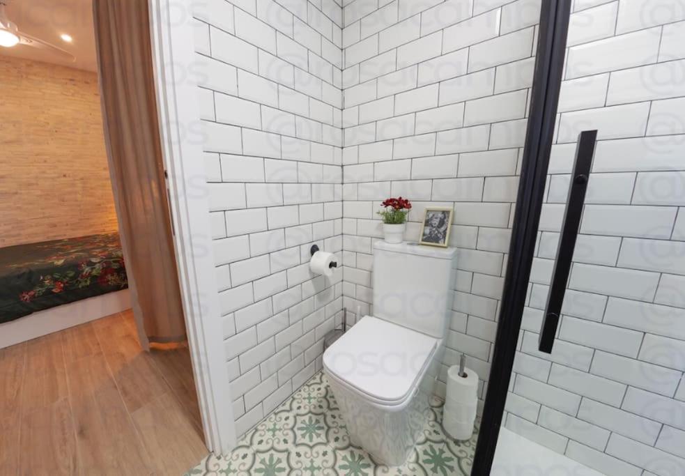 Rb - Urban Loft Retreat, Comfort & Good Location Valencia Eksteriør billede