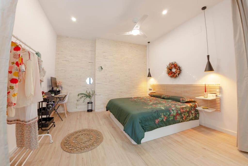 Rb - Urban Loft Retreat, Comfort & Good Location Valencia Eksteriør billede